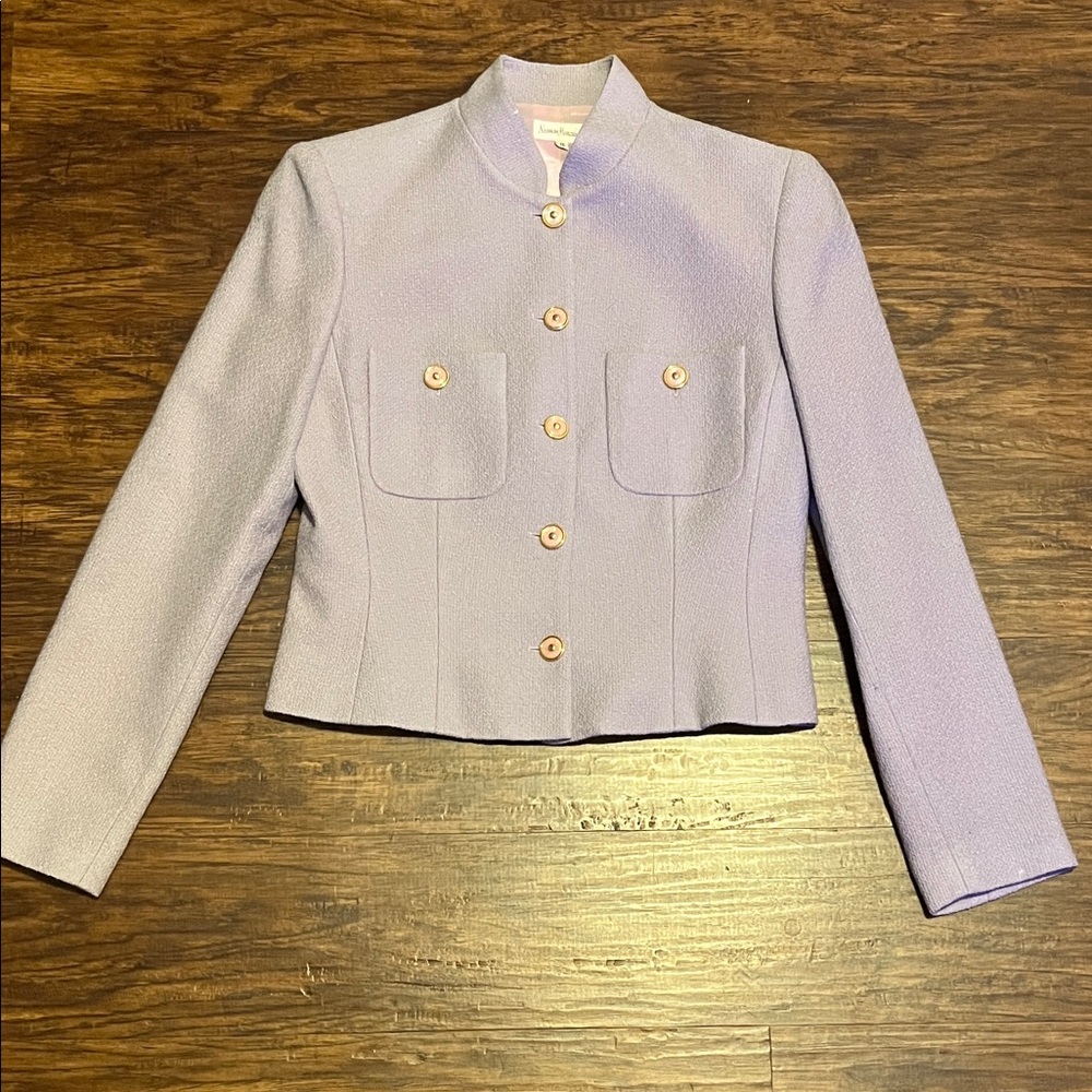 Neiman Marcus Wool-Blend Lavender/Lilac Blazer with Gold-toned buttons Size 6